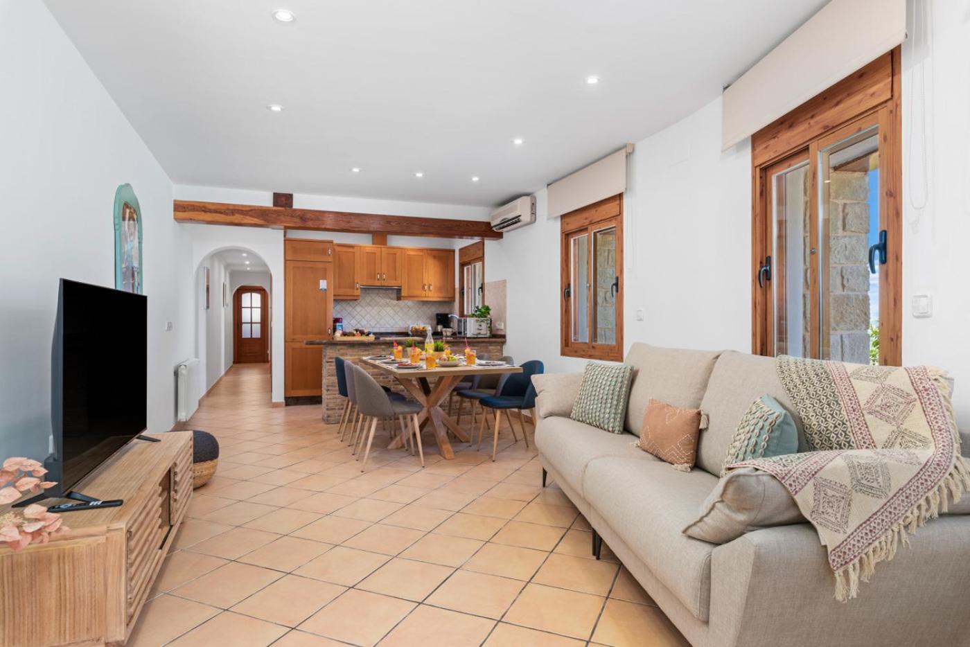 Villa Joan - Plusholidays กัลเป ภายนอก รูปภาพ